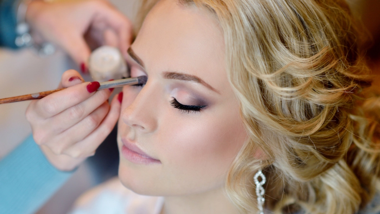 What are the best bridal makeup tricks?